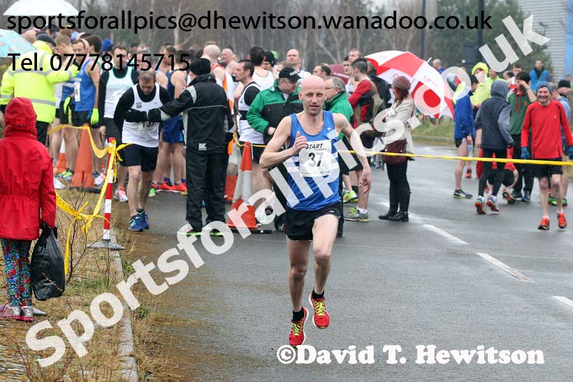 Mens relay, Elswick Harriers Relays, Newburn, Newcastle. Photo: David T. Hewitson/Sports for All Pics